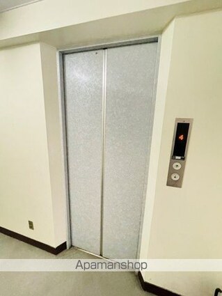 東京都新宿区住吉町[1R/18.74m2]の内装1