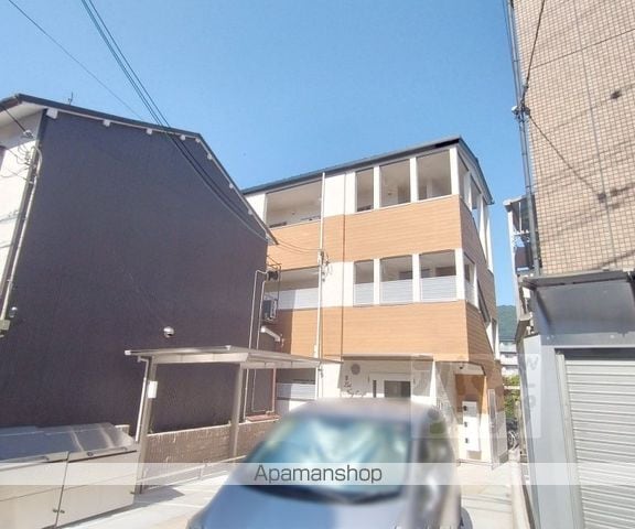 LEI椥辻の外観写真