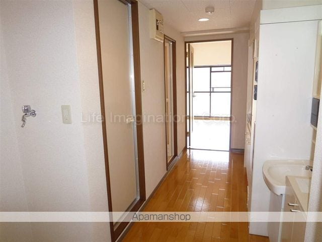 ROOMS OOJIの内装写真