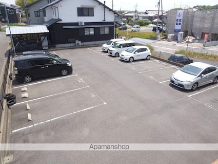 フローリッシュホーム[2LDK/57.33m2]の駐車場2