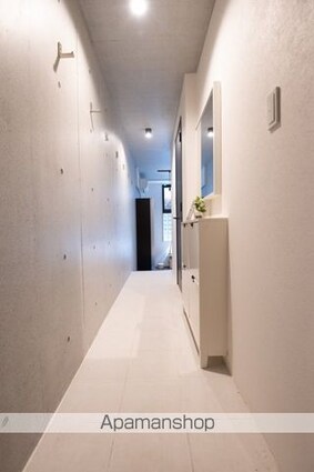 ＬＡＰｉＳ本郷[1R/23.48m2]の玄関