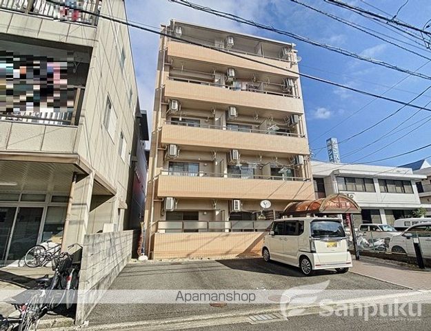 トレンディ山越の外観写真