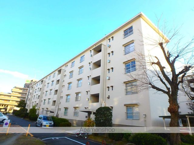 山田池住宅12号棟