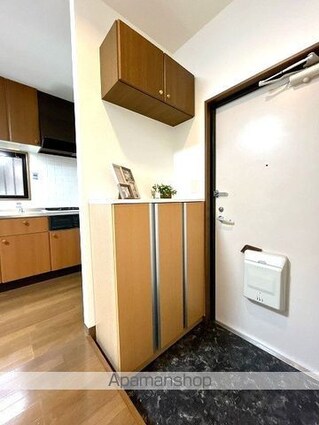 大阪府岸和田市小松里町[2LDK/44m2]の玄関