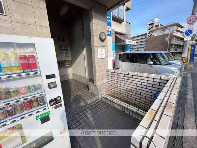 花園グレースマンションの玄関写真