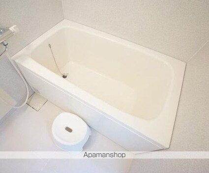 メゾンドール[4LDK/82.2m2]のバス