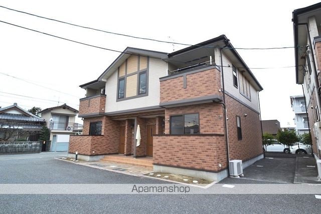 アップヴィレッジＡ[2LDK/50.14m2]の外観3