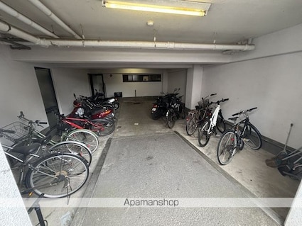 アーバン川内[1K/22.62m2]の共用部1