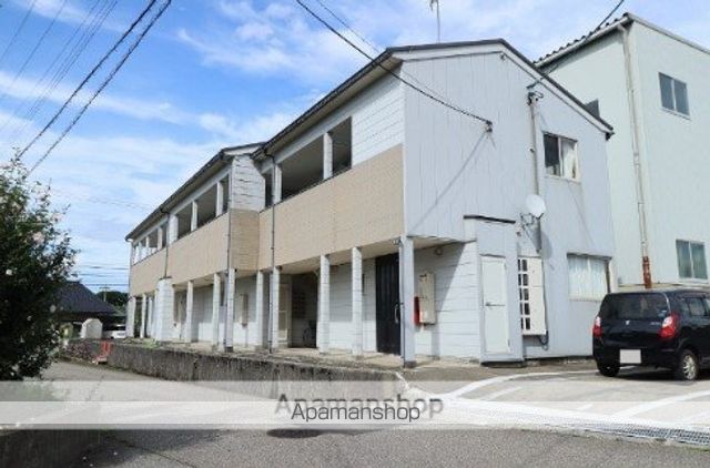 ハイツ三田の外観写真