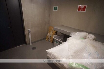 東京都新宿区新宿６丁目[1K/25.5m2]の共用部4