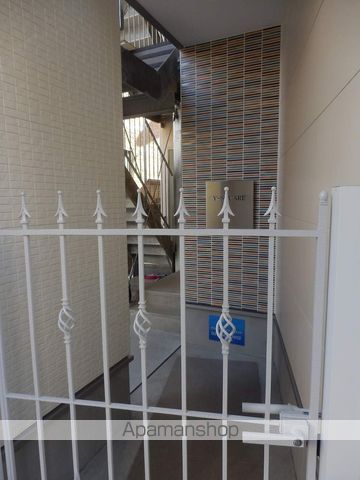 Y−SQUAREの玄関写真