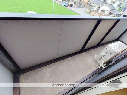 ＢＩＧ　ＪＯＹ　ＹＡＭＡＴＯ[3LDK/67.11m2]のバルコニー