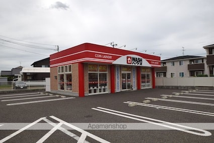 エム・スマイル[2LDK/58.64m2]の周辺3