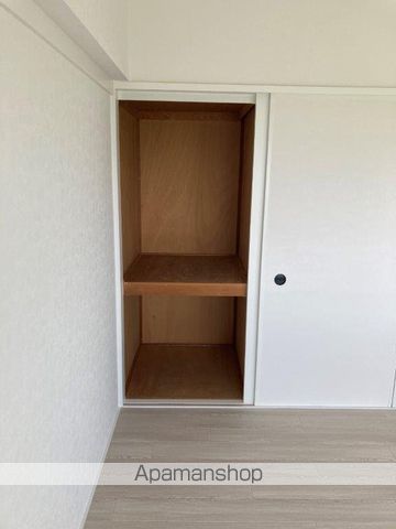 スカイクレスト与板IIの内装写真