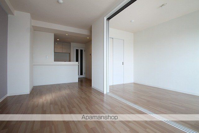 ＧＲＡＮＤ　ＥＡＳＴ高松町[1LDK/40.33m2]のリビング・居間