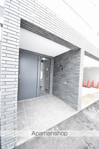 LE CLAIR ASABUの玄関写真