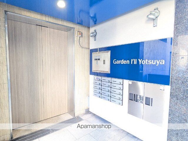 GARDEN I’LL YOTSUYAの玄関写真