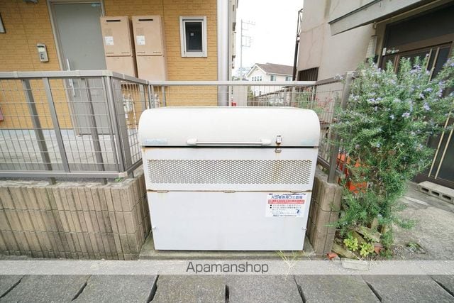 エーデルハイム B棟の外観写真