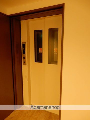 プレシェルト山の手通の外観写真