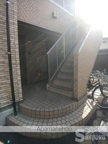 フォブール木屋町の玄関写真