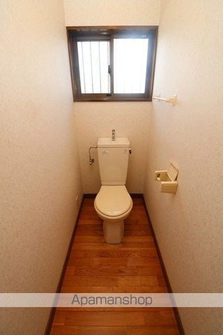 船隈貸家の内装写真