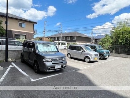 ミラージュ大津京（増築）[1R/28.07m2]の駐車場2