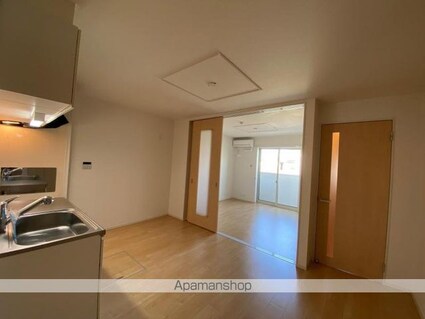 ディス・リヴィエール[2DK/45.67m2]のリビング・居間