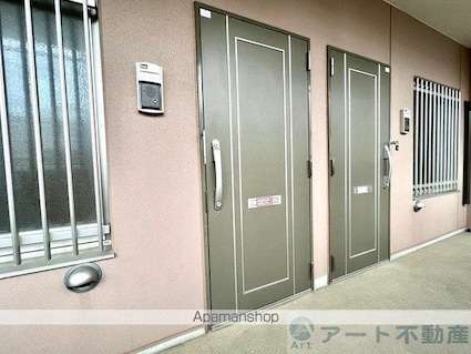 トーラス[1LDK/42.38m2]のエントランス