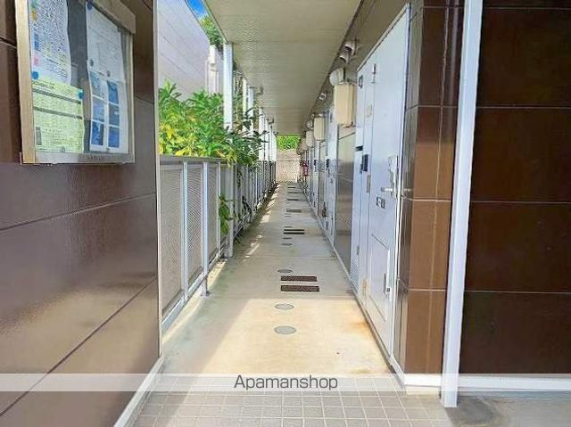 レオパレスメルベーユの玄関写真