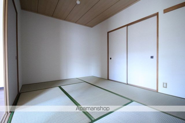 ルミエール西緑丘の内装写真