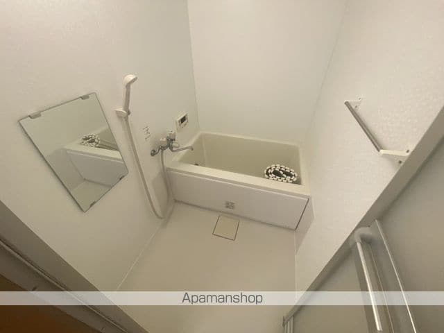 クリスタル勝山の内装写真