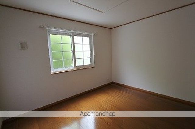 パークサイド前山 Aの内装写真