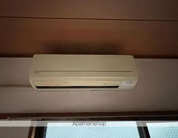 ロイヤルハイツMIYAMOTOの内装写真