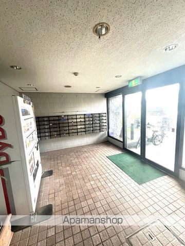 リアライズ山下町の玄関写真