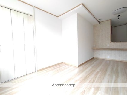 アビタシオン左入町[1LDK/34.8m2]のリビング・居間