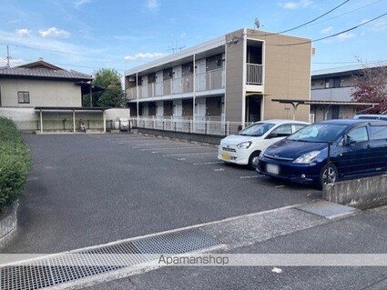 レオパレスグレート芦田[1K/26.08m2]の駐車場2