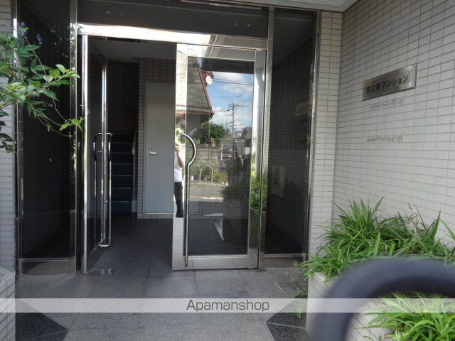 宮之阪マンションの玄関写真