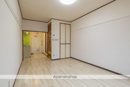 ヴィラ昭和町[1K/23.94m2]のリビング・居間