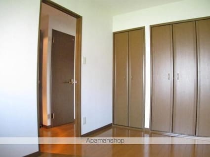 スプリエ道後Ⅱ[3LDK/68.04m2]の収納