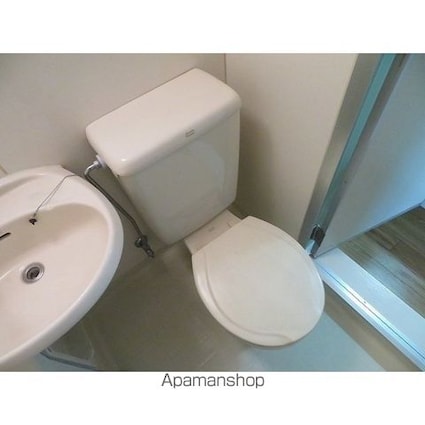 ソレイユ経堂[1R/14.4m2]のトイレ