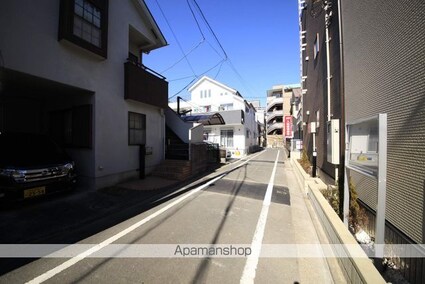 グローヴⅢ[1R/26.27m2]の周辺1