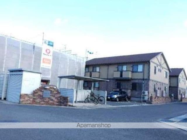 フェイバリット フラット B棟の外観写真