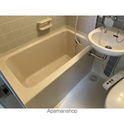 ダイアパレス大手町　第３[1K/25.65m2]のバス