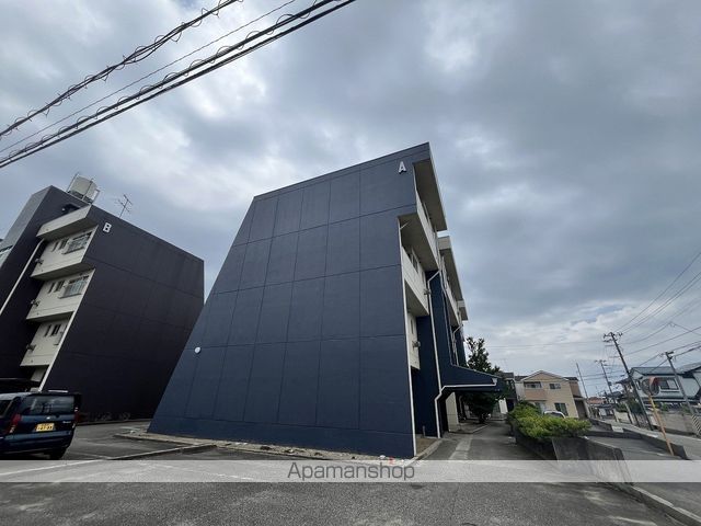渚マンションAの外観写真