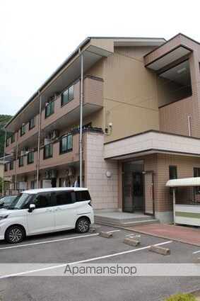 グランドール　オミヤ[3LDK/64.02m2]の外観2