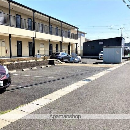 アットホーム１２[1K/29.6m2]の駐車場