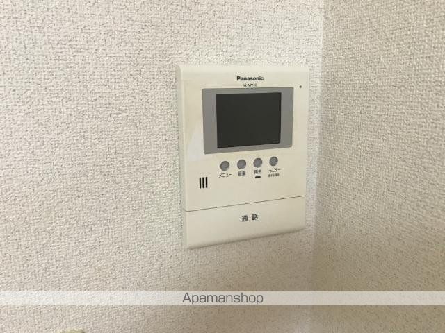 CRESTORの内装写真