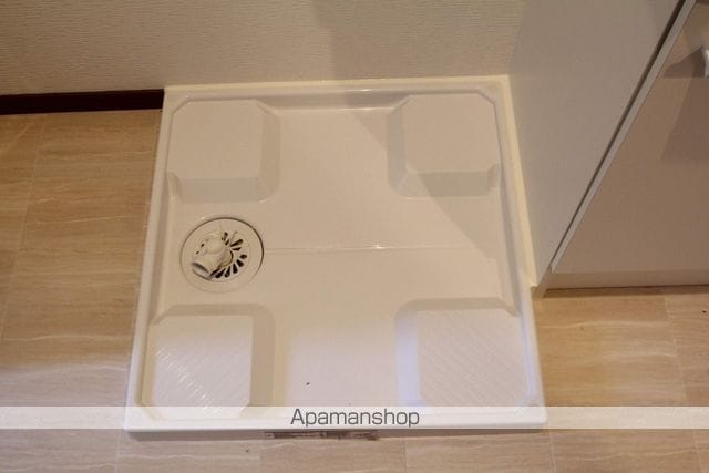 ハイツ上野東の内装写真