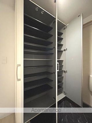 サンシティ南行徳Ⅲ[3LDK/69.44m2]の収納2