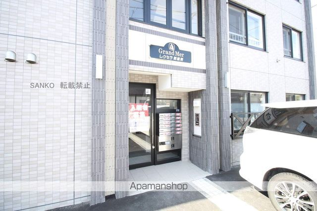 レクセラ新道東の玄関写真